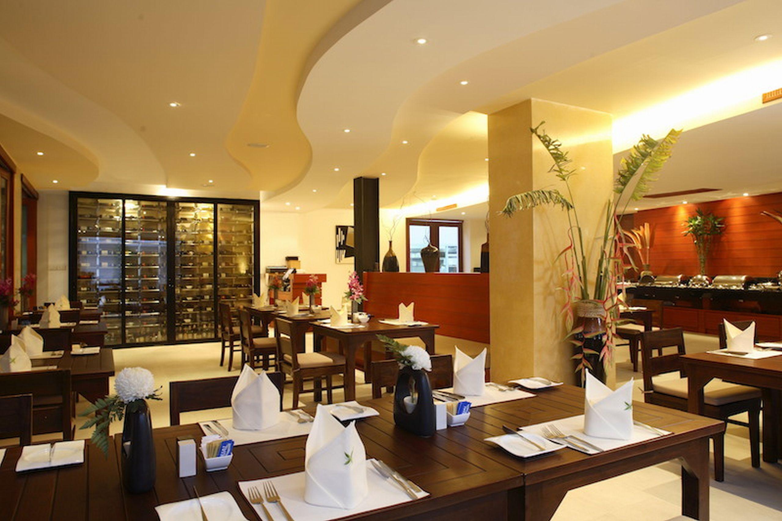 La Flora Resort Patong - Sha Extra Plus Restaurant foto